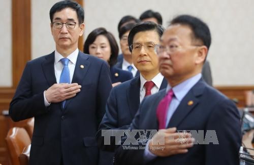 South Korean president reshuffles cabinet - ảnh 1